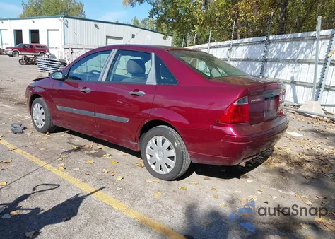2007 Ford Focus S/Se/Ses z USA, uszkodzony, nr VIN 1FAFP34N97W355226